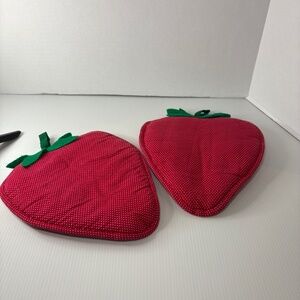 Vintage Strawberry Shaped Pot Holders, Oven Mitts, Trivets, Potholders Set of 2